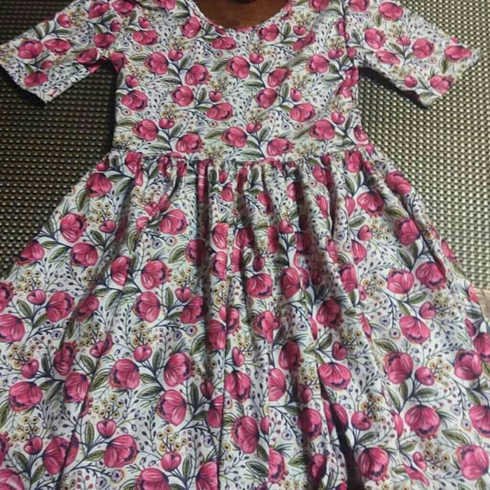 Size 10 EUC twirly dress